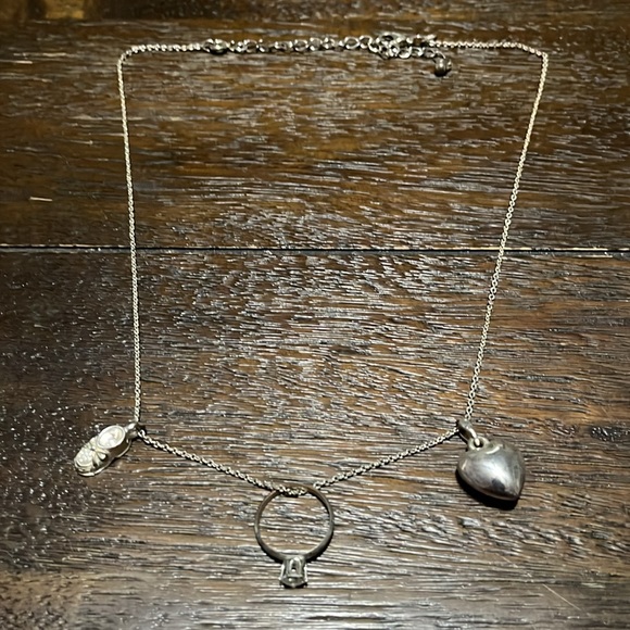 17-20” Fashion Necklace With Ring, Heart, and Baby Shoe Pendants. - Picture 2 of 4